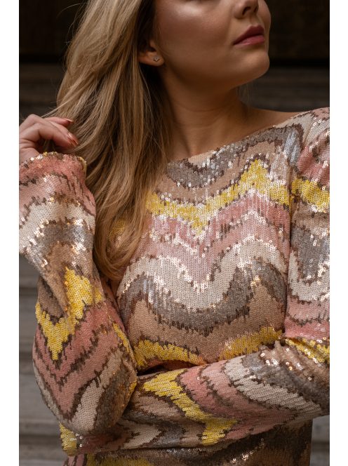 Stefin – színes, flitteres mini ruha hosszú ujjakkal, hátkivágással.