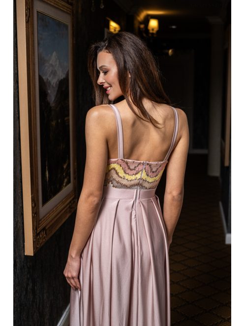 Gladys – maxi ruha, színes, flitteres felsőrésszel, elasztikus púder szoknyával 