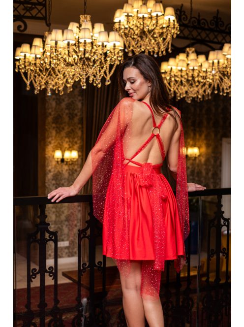 Scarlett - különleges maxi ruha keresztezett hátrésszel piros színben.