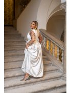 Manka–derekán masnival díszített, ujjatlan, szatén maxi ruha fehér színben