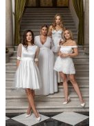 Andrea – fehér mini ruha puffos ujjakkal és különleges hátkivágással szatén anyagból strasszos tüllel
