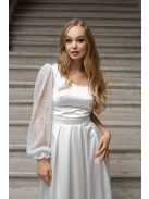 Nicole -Aszimmetrikus szatén maxi ruha csipke ujjakkal fehér színben