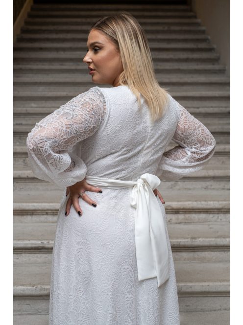 Daisy – átlapolt, hosszú ujjú muszlin maxi ruha csipkével fehér színben
