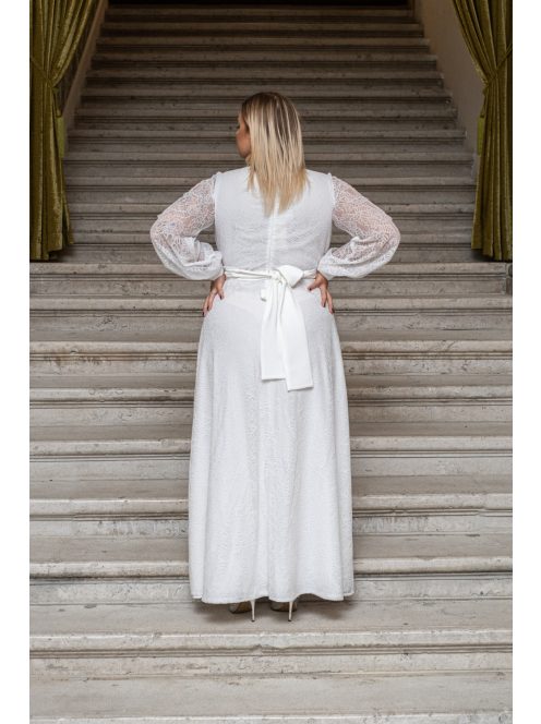 Daisy – átlapolt, hosszú ujjú muszlin maxi ruha csipkével.