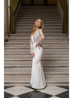   Léna – mély V dekoltázsú, hosszú ujjú, maxi ruha csipke felsőrésszel matt, szűk szoknyával fehér színben