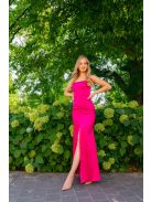 Marilyn – pántnélküli szatén maxi ruha magenta színben, sliccelt szoknyával