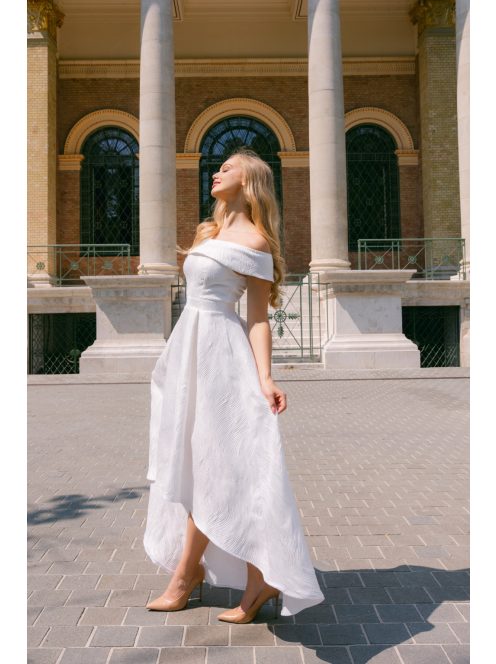Boundless fehér jacquard maxi ruha - Ejtett váll, aszimmetrikus szoknya