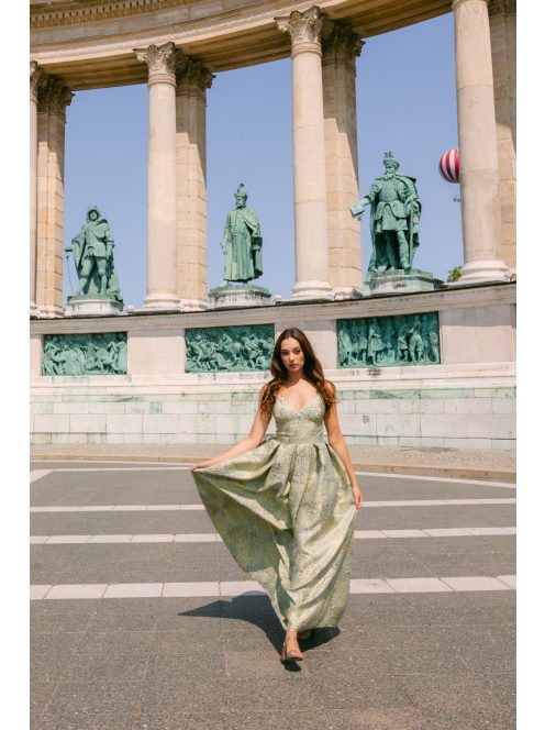 Zenina jacquard maxi ruha - Arany-ezüst mintás alkalmi ruha zsebekkel