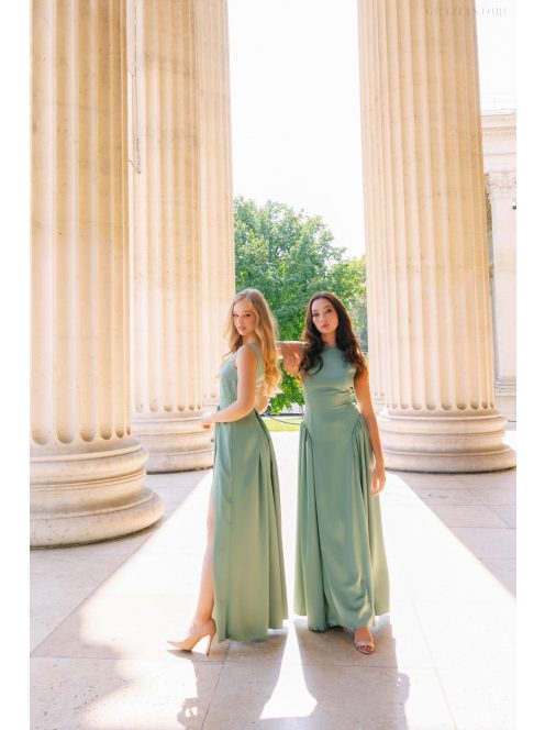 Zsálya színű szatén maxi ruha mély hátkivágással