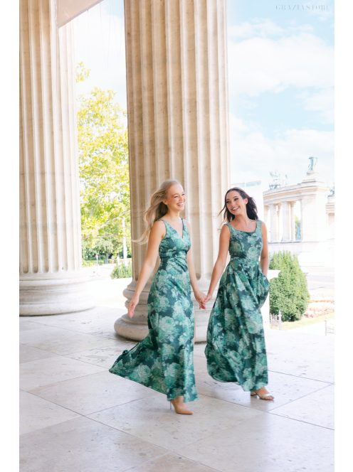 Annabella – virágmintás szatén maxi ruha V kivágással