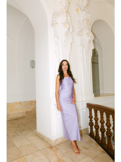 Aletta – Levendula színű elasztikus maxi ruha keresztpántos hátmegoldással 