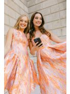 Evelin – anyagában mintás színes maxi ruha szív dekoltázzsal és fodros szoknyával