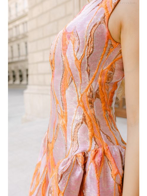 Niko – jacquard mini ruha aranyló absztrakt hullámmintával